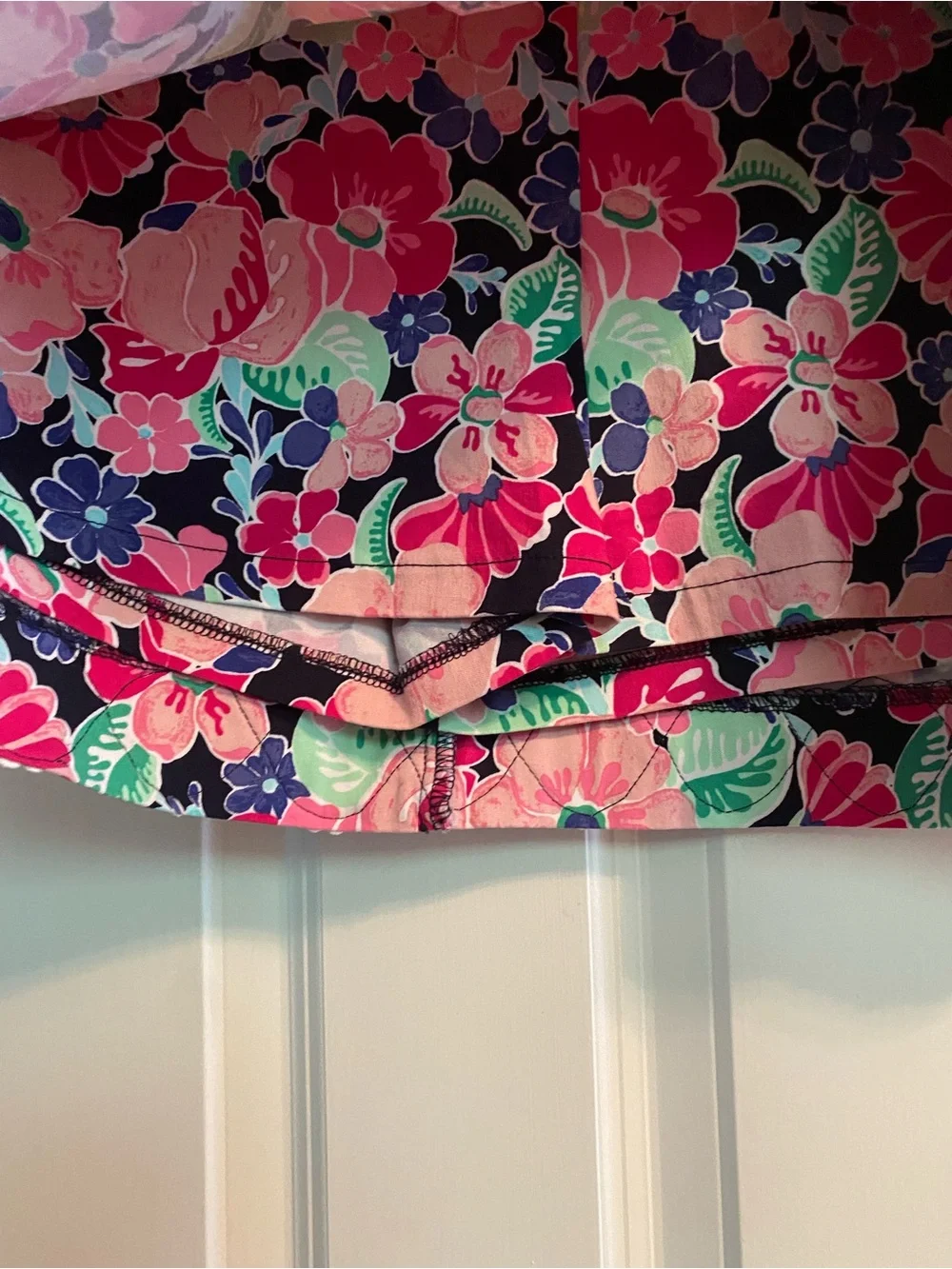 crown & ivy Pink and Navy Floral Crochet-Trim Mini Skort